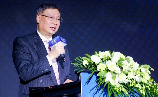中國互聯網金融協會區塊鏈工作組組長、中國銀行原行長李禮輝