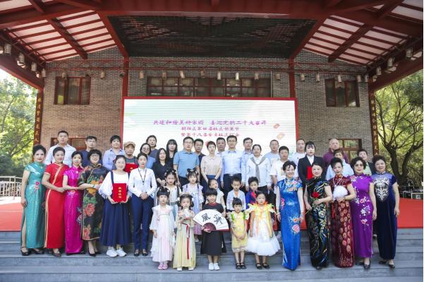 中信銀行北京安華橋支行在“社區鄰里節”開展金融知識教育宣傳活動